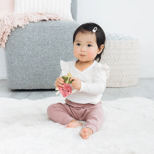 Pearhead Baby Crinkle Teether Toy - Turnip Lifestyle 1