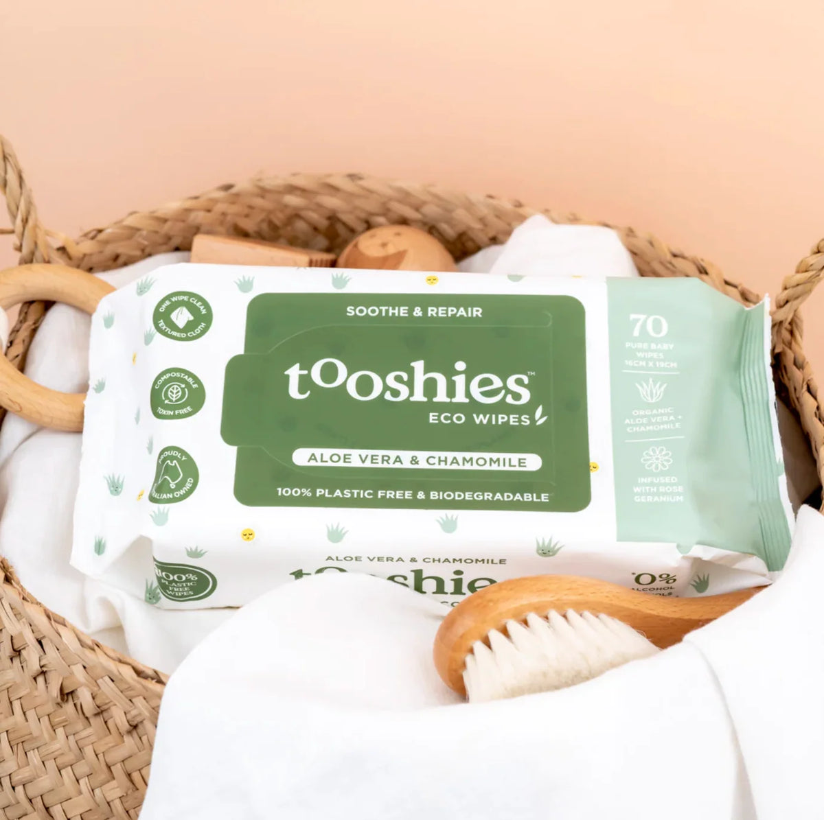 Tooshies Aloe Vera & Chamomile Biodegradable Baby Wet Wipes Lifestyle 3