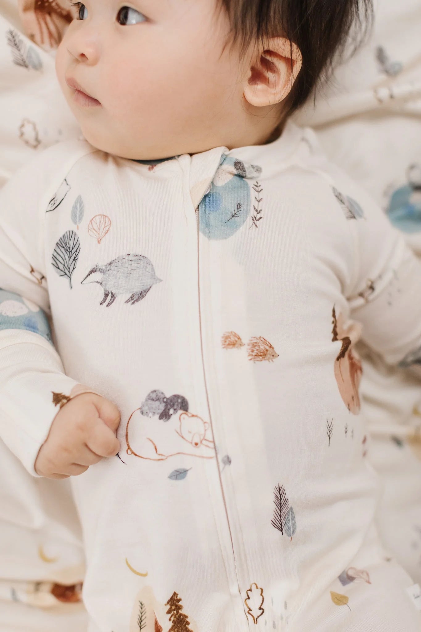 Loulou Lollipop Tencel Sleeper - Cozy Forest - Lifestyle 1