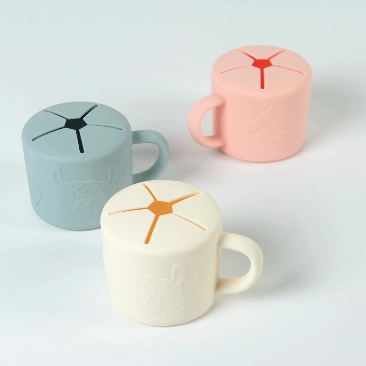 Loulou Lollipop Snack Cup Lifestyle 1