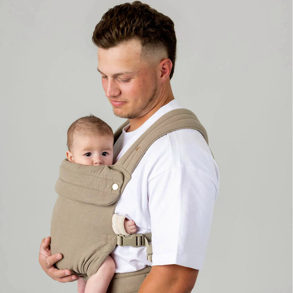 Mabē Monarch Buckle Carrier - Stone Sage Lifestyle 1