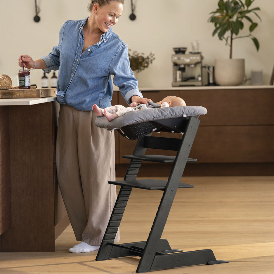 Stokke Tripp Trapp® Chair Oak - Lifestyle 2