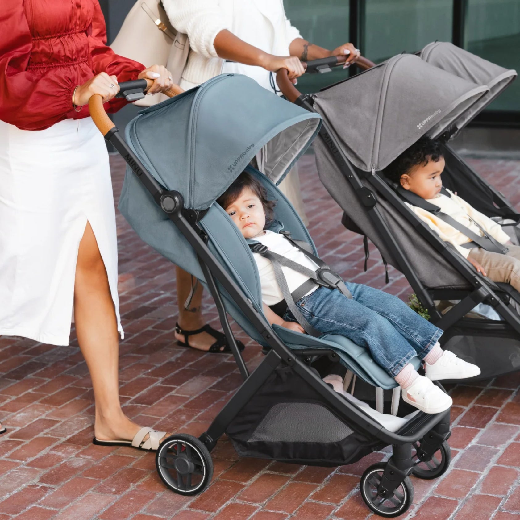 UPPAbaby Minu V3 Stroller - Evelyn (Meadow Green | Carbon Frame | Chestnut Leather) - Lifestyle 5