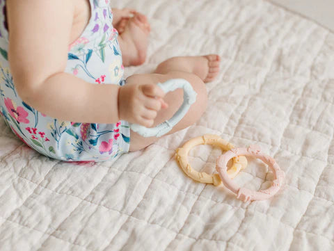 Loulou Lollipop Wild Teether Ring Set Lifestyl