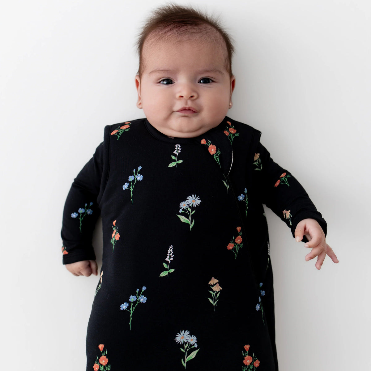 Kyte BABY 2.5 TOG Sleep Bag - Midnight Wildflower Lifestyle 1
