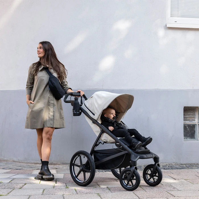 Thule Urban Glide 4-Wheel Stroller - Soft Beige Lifestyle