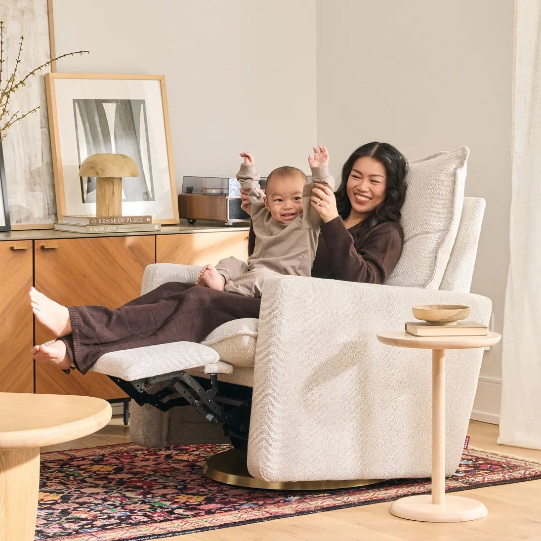 Monte Design Cortina Glider Recliner - Lifestyle