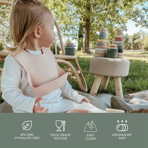 Noüka Silicone Bib - Features & Lifestyle Image