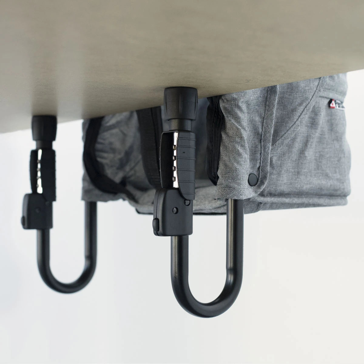 Guzzie + Guss Perch Hanging High Chair - Salt & Pepper Table Attachment