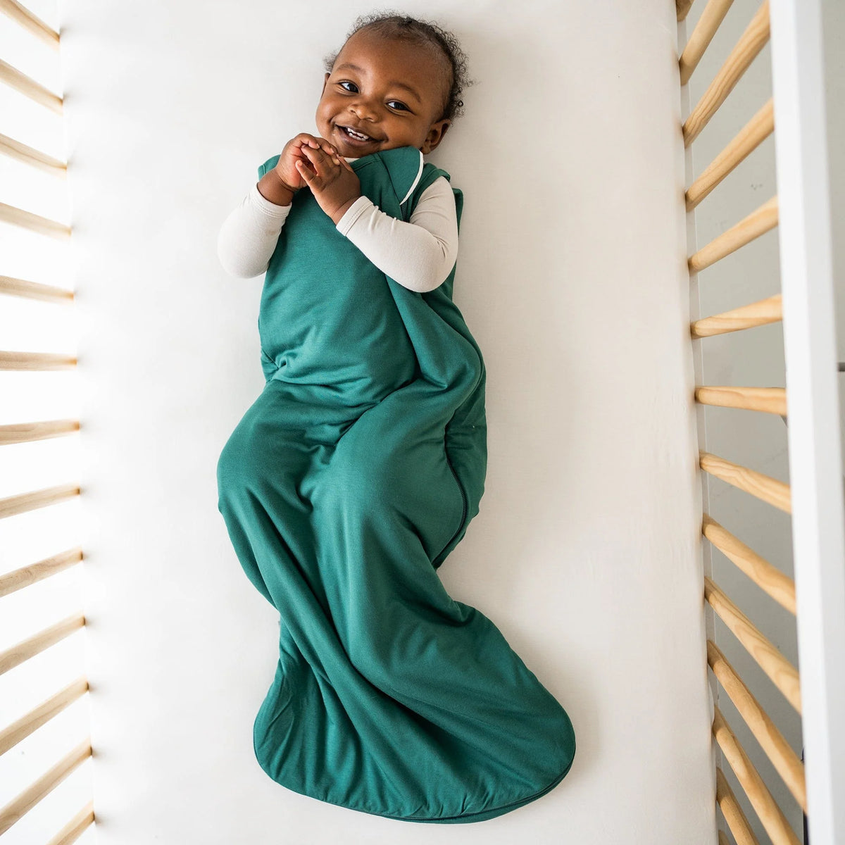 Kyte BABY 2.5 TOG Sleep Bag - Emerald - Lifestyle