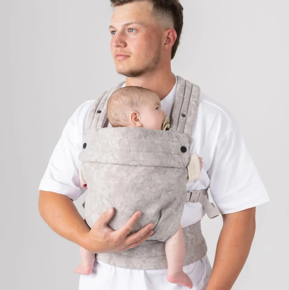 Mabē Monarch Carrier - Ashland Camo Lifestyle 6