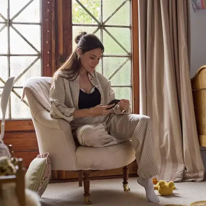Medela Motion InBra Double Wearable Breast Pump - Lifestyle 3