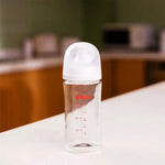 Pigeon Glass Bottle Lifestyle 3