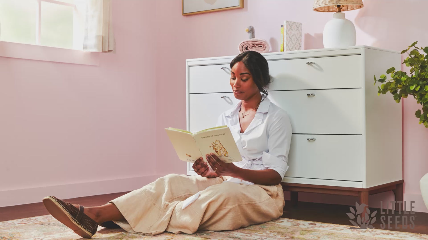 Little Seeds Laurel 6-Drawer Dresser - Feature Video
