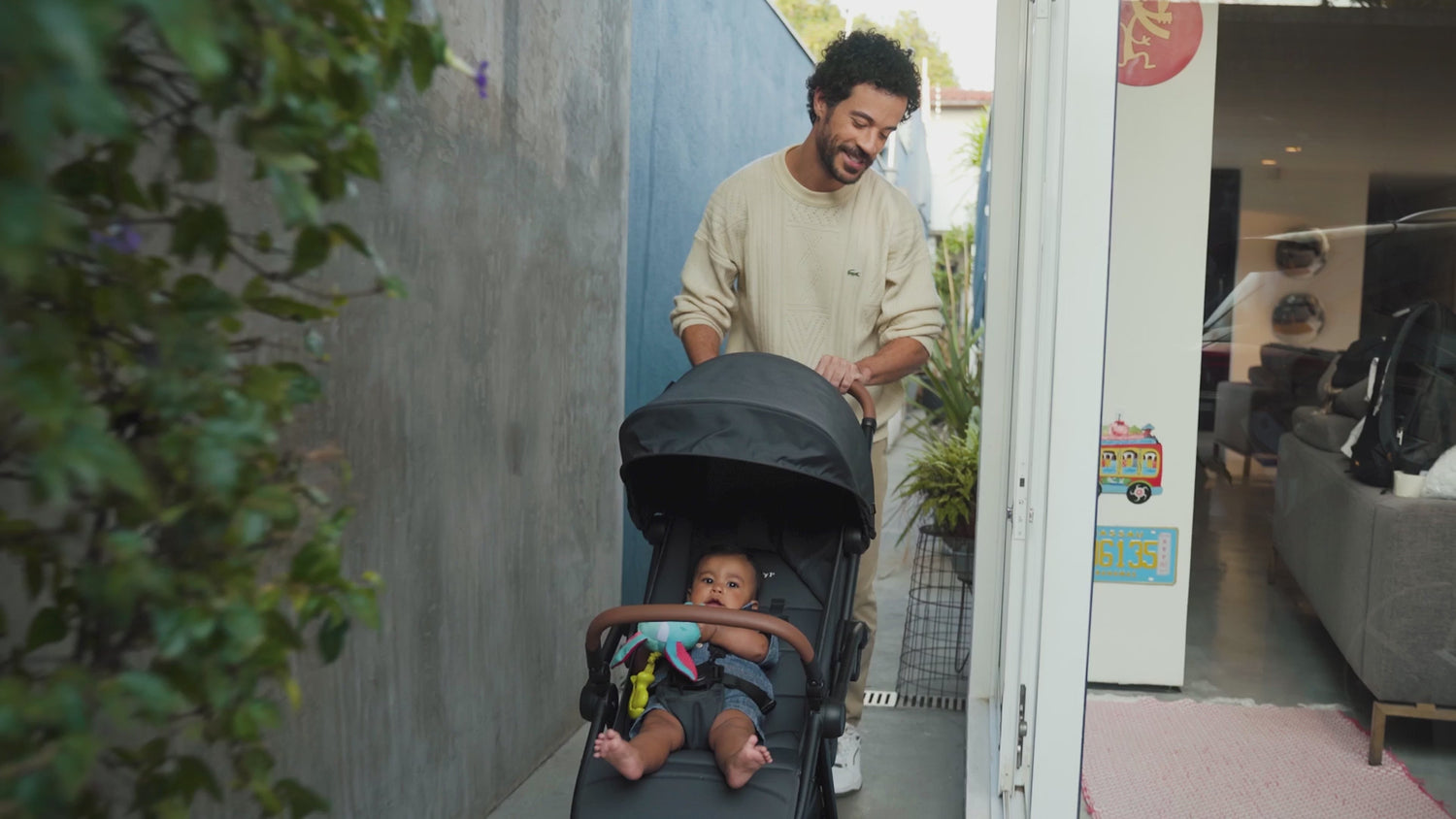 Safety 1st Spark Plus Compact Auto-Fold Stroller Fold and Feature Video