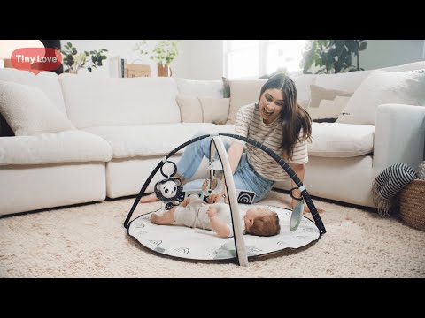 Tiny Love Black & White Decor Developmental Gymini Feature Video