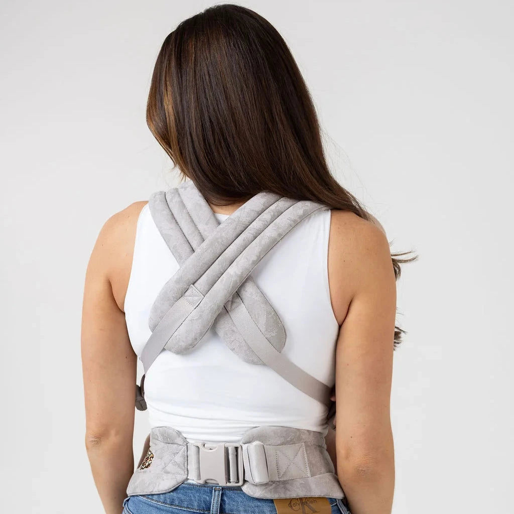 Mabē Monarch Carrier - Ashland Camo Lifestyle 5