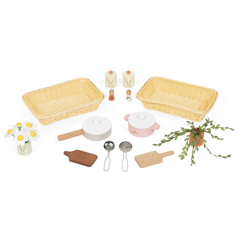 Janod Big Equipped Wooden Play Kitchen Lifestyle Contents