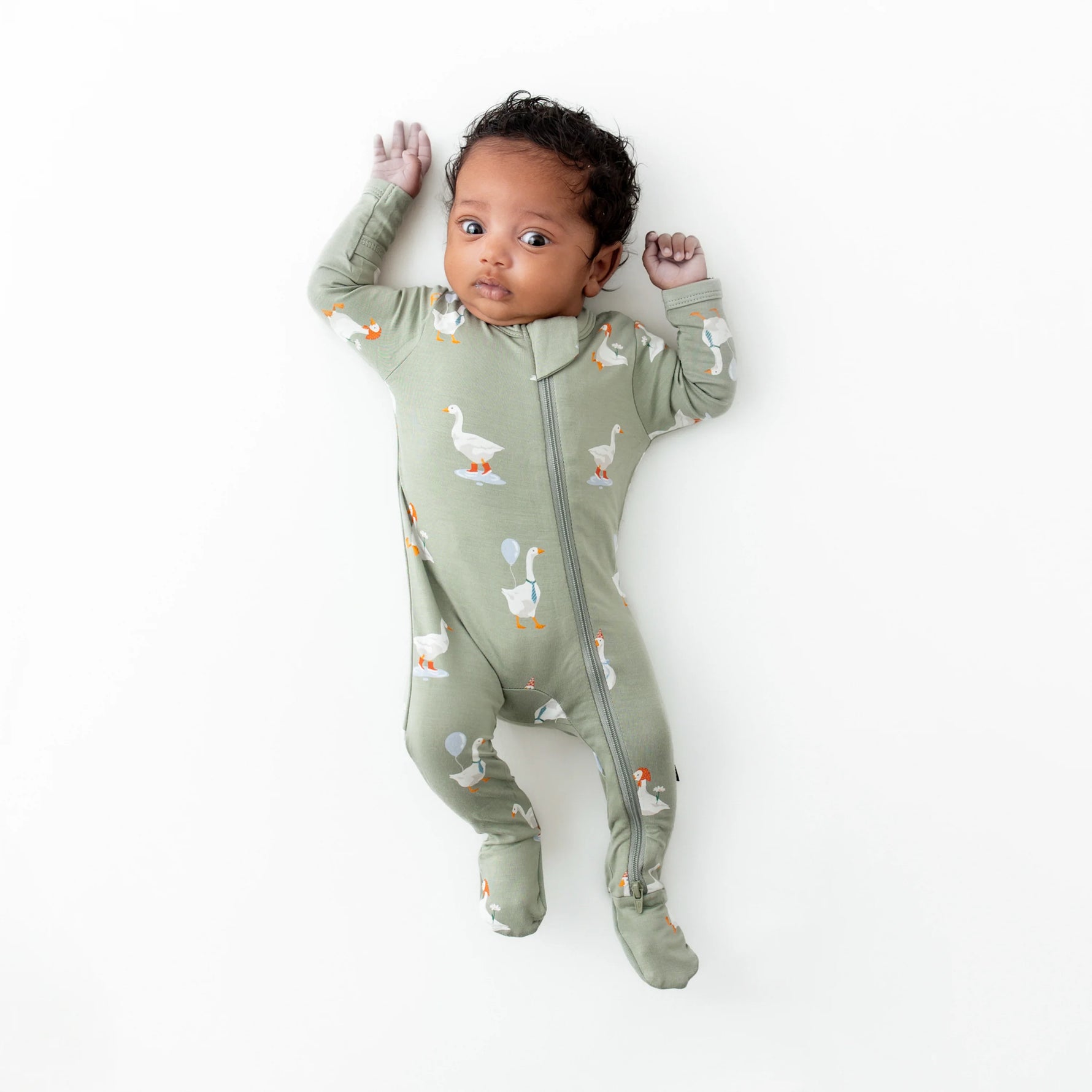 Kyte Baby Zippered Footie Silly Goose - Lifestyle