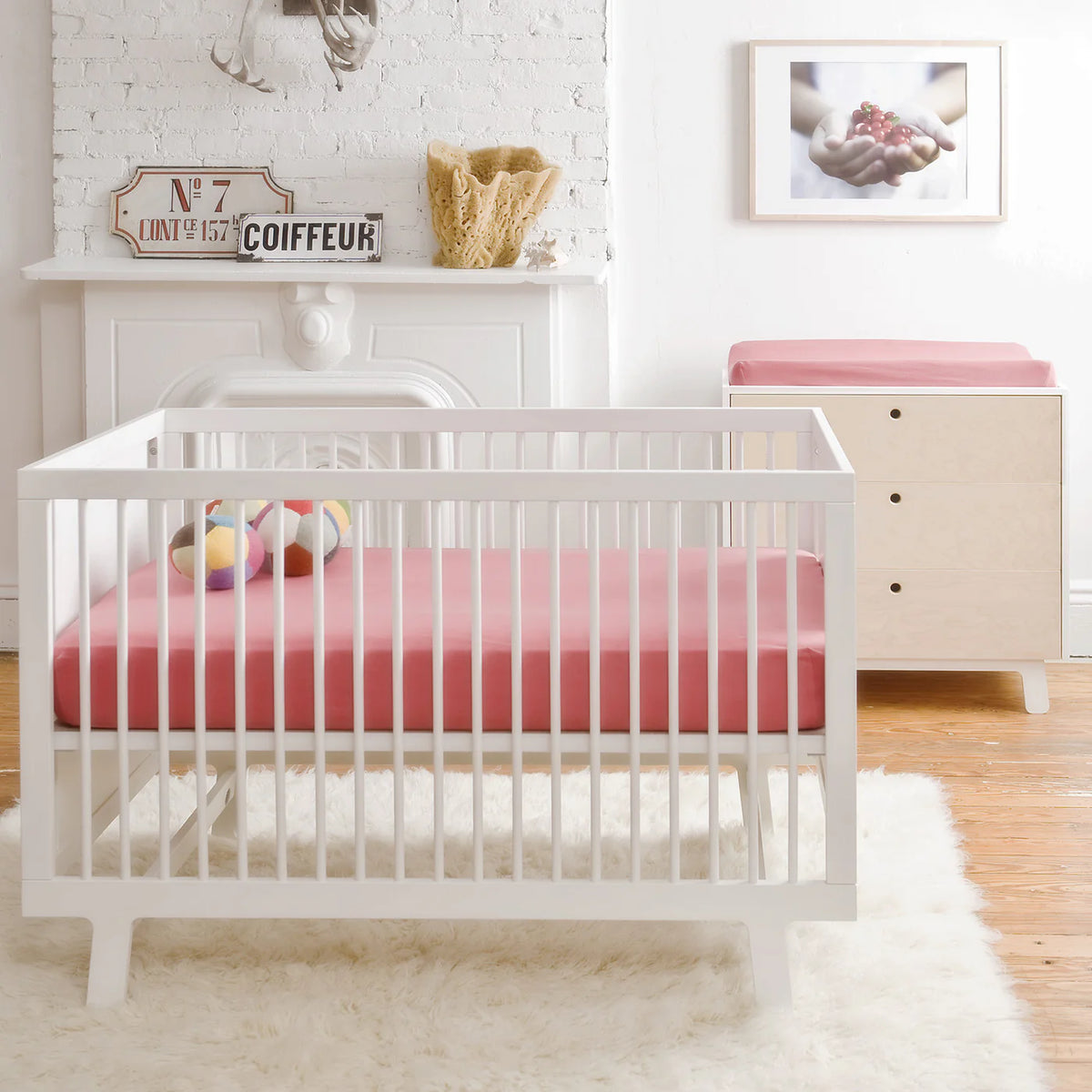 Oeuf Sparrow Crib - White Lifestyle 5