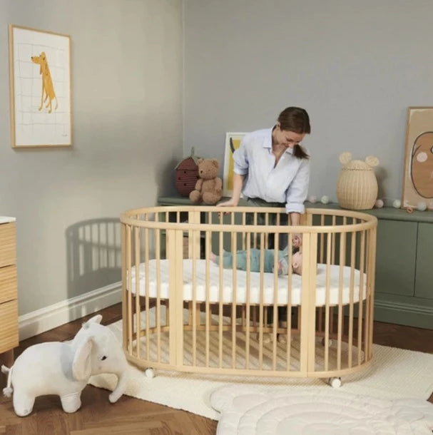 Stokke® Sleepi™ Fitted Sheet V3 Lifestyle 1