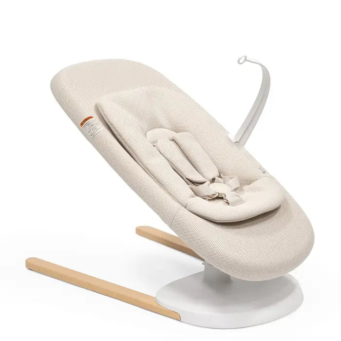 Stokke Yoga™ Bouncer - Light Sand