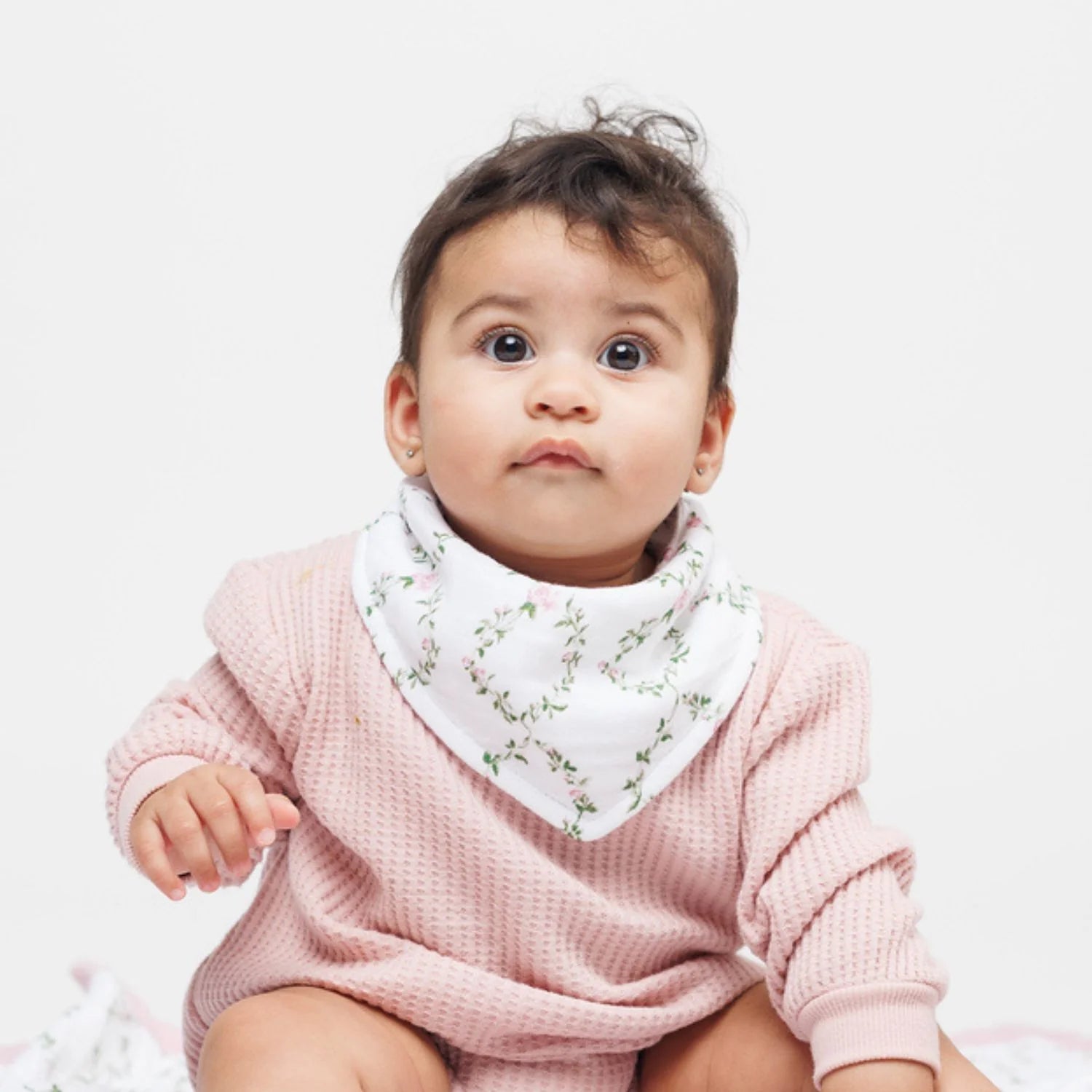 Lulujo Bandana Bib 2 PK - Bows & Rose Trellis