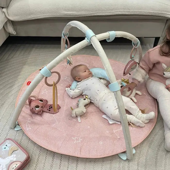  Tiny Love Unicorn Wonderlands Developmental Gymini Lifestyle 3