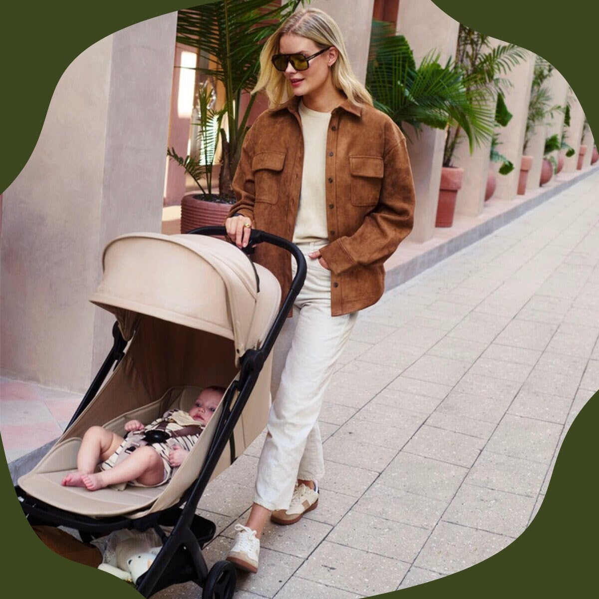 Bugaboo Butterfly 2 Plus Stroller - Lifestyle 6