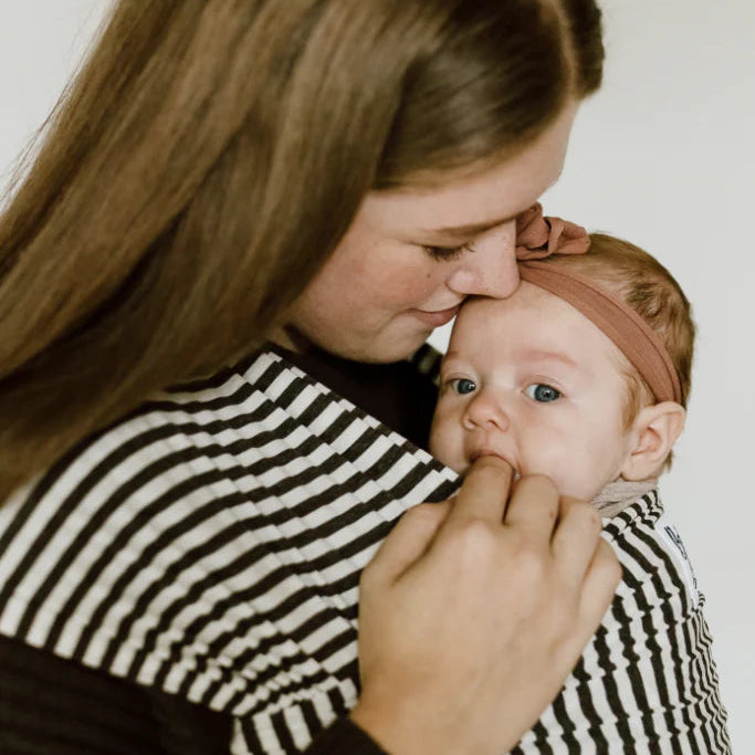 Beluga Baby Wrap - The Lori (Charcoal and White Stripe) 3