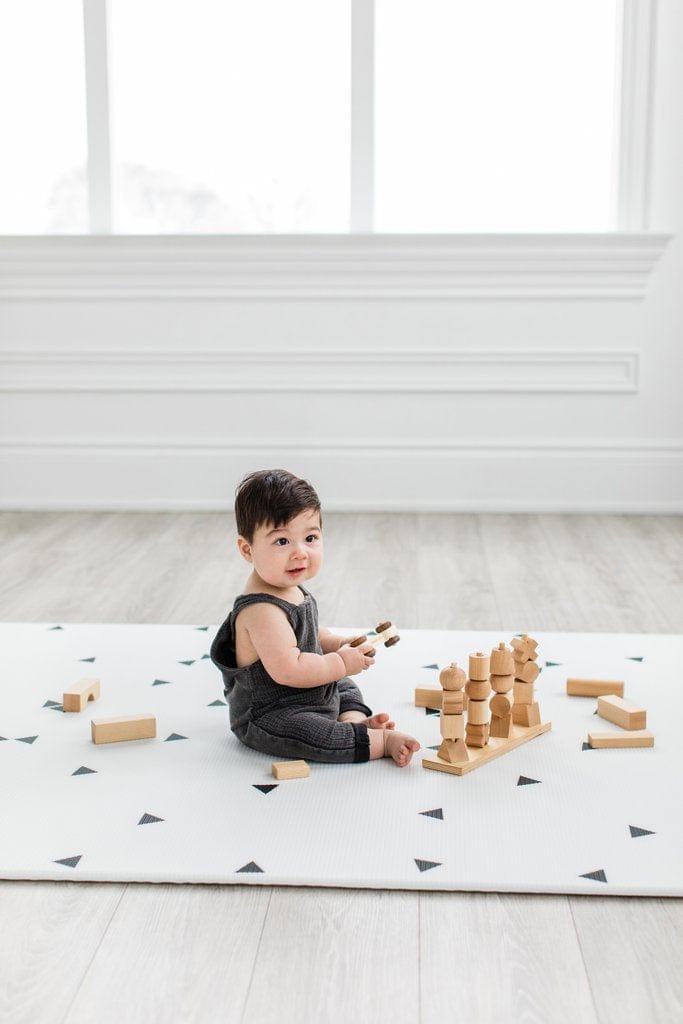 Little Bot Baby play mat Little Bot Baby Ofie Play Mat - Zen Line/Triangle