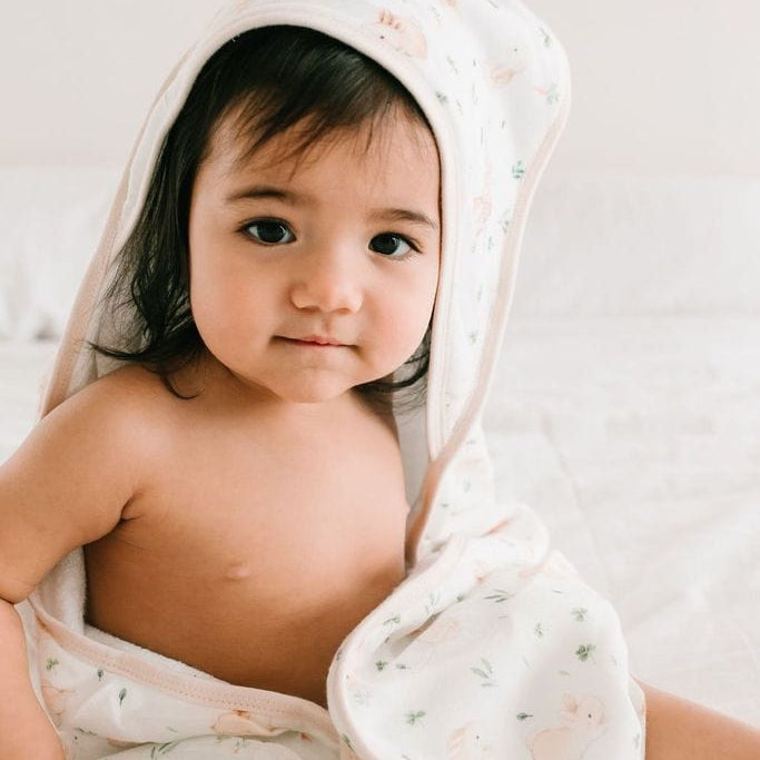 Loulou Lollipop towel set Loulou Lollipop Hooded Towel and Washcloth Set - Bunny Meadow