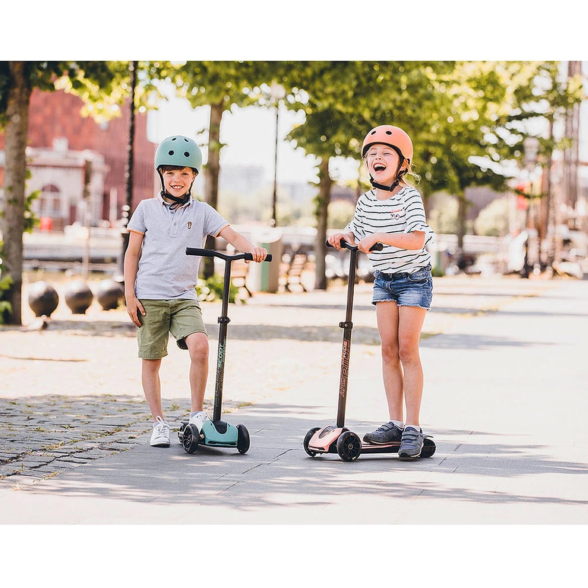 Scoot & Ride Kickboards Scoot & Ride Highwaykick 5 LED Kickboard