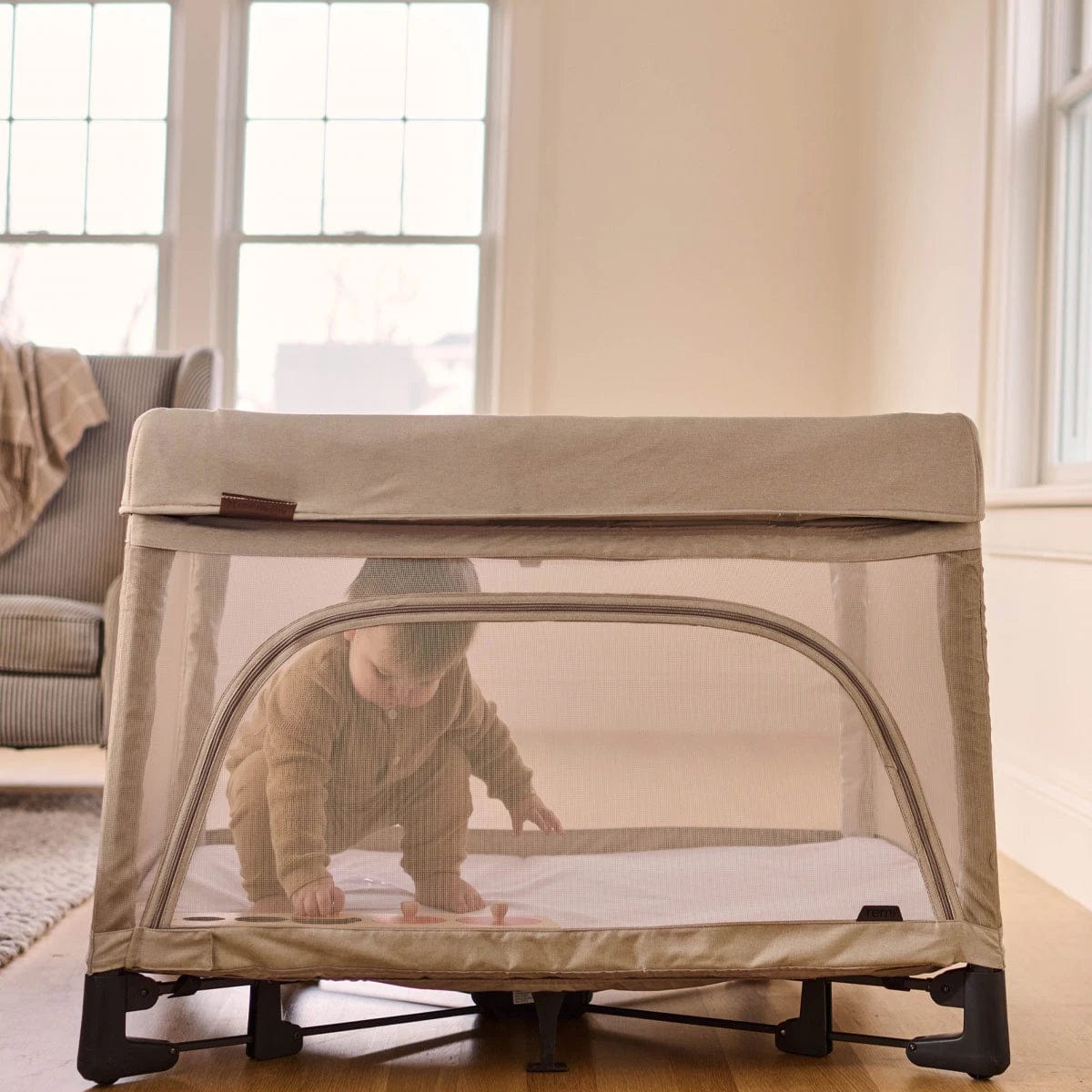 UPPAbaby Remi Playard - Charlie (Sand Melange)